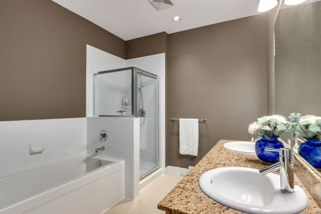 96813 at 403 - 2601 Whiteley Court, North Vancouver