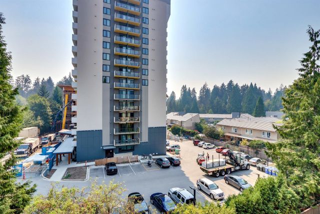 96839 at 403 - 2601 Whiteley Court, North Vancouver