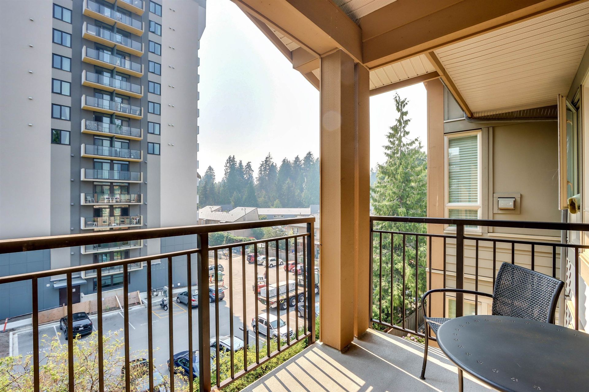 96838 at 403 - 2601 Whiteley Court, North Vancouver