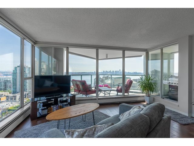 97011 at 1501 - 120 2nd Street W, North Vancouver