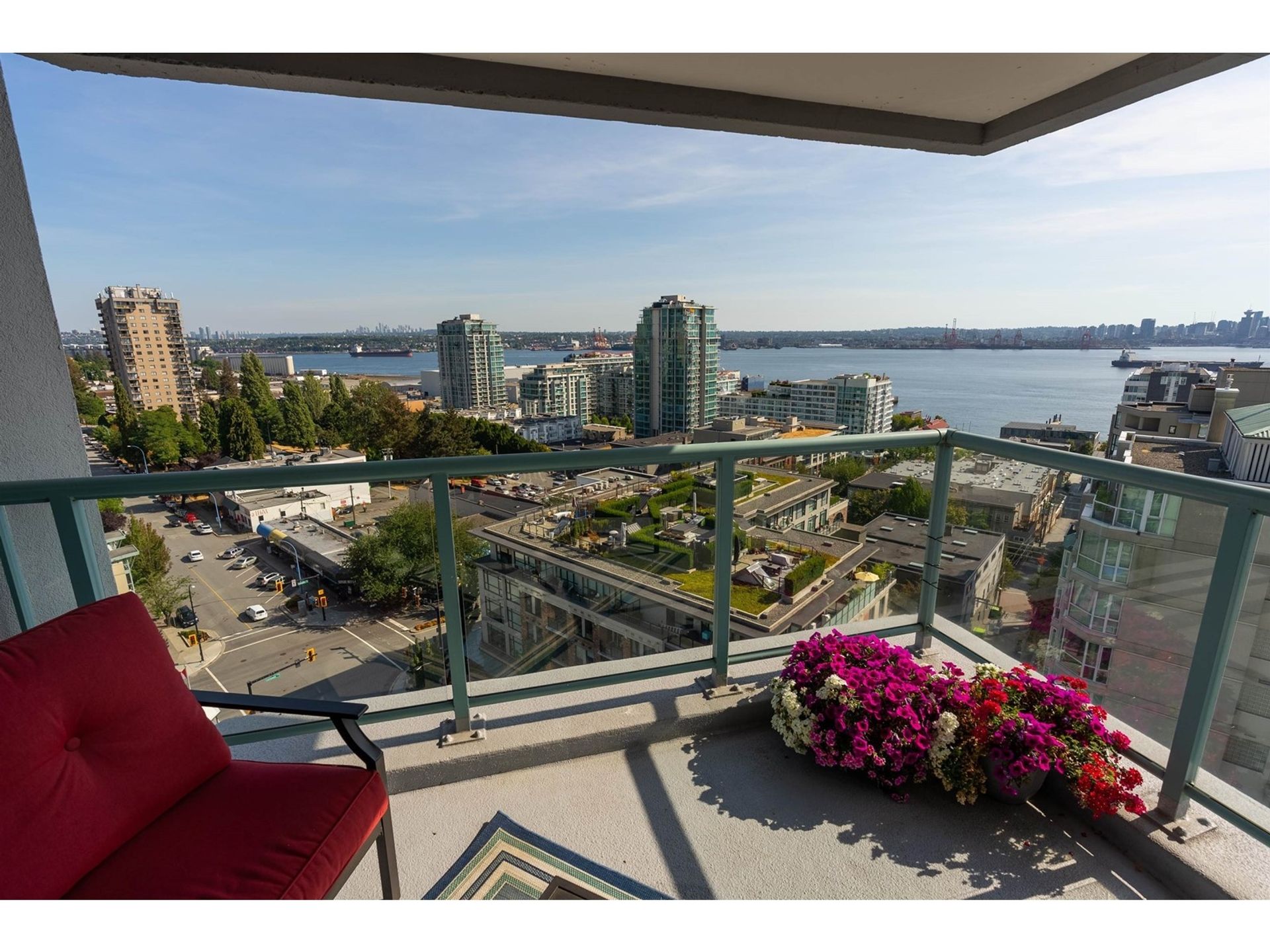 96982 at 1501 - 120 2nd Street W, North Vancouver