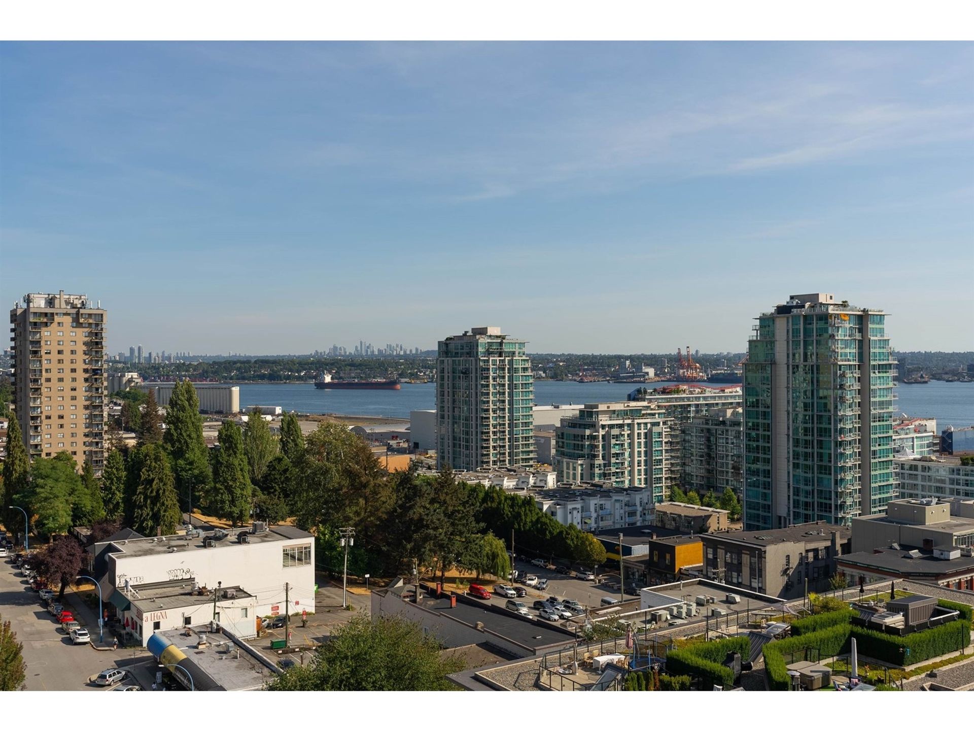 96990 at 1501 - 120 2nd Street W, North Vancouver