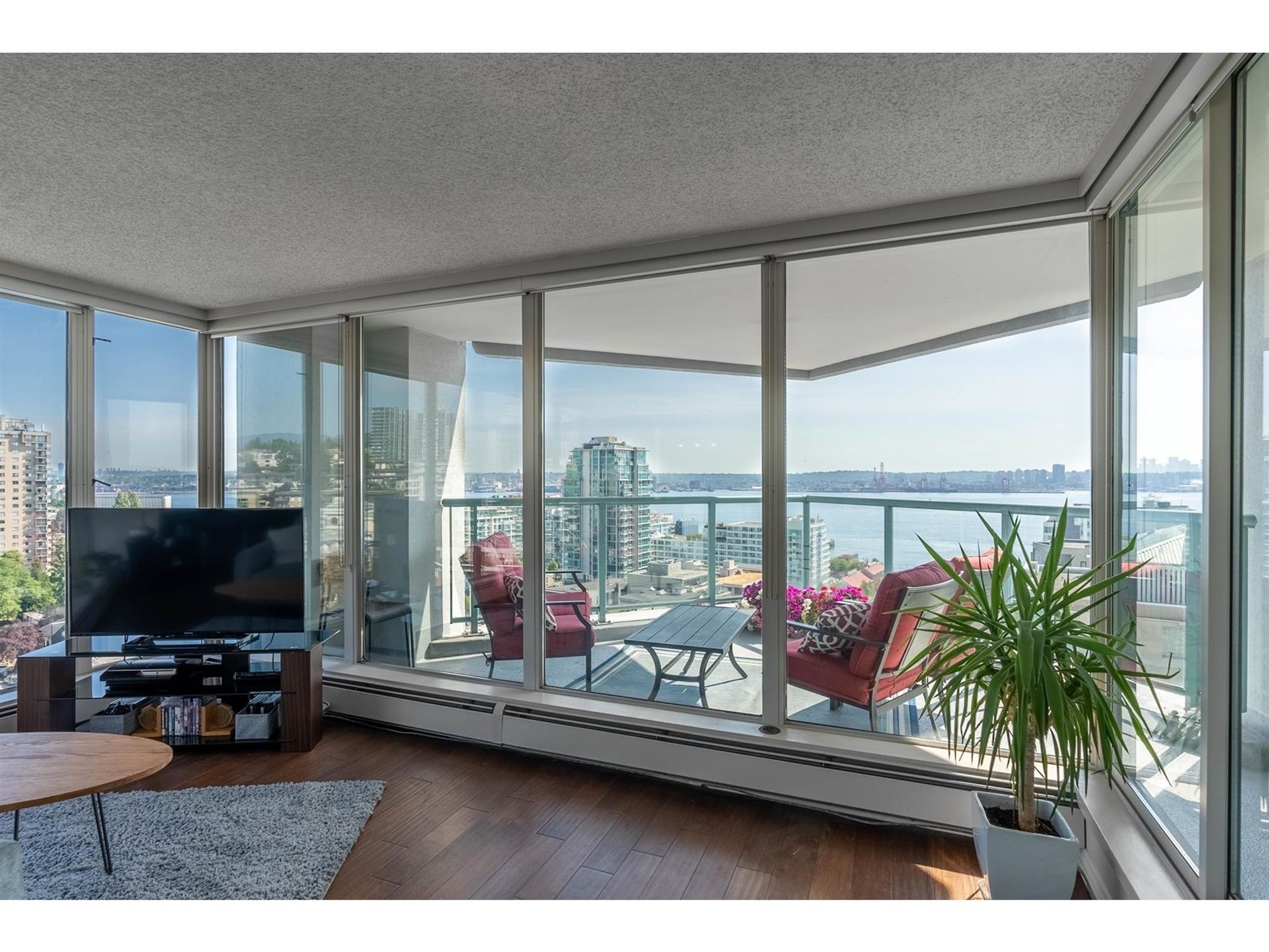 97019 at 1501 - 120 2nd Street W, North Vancouver