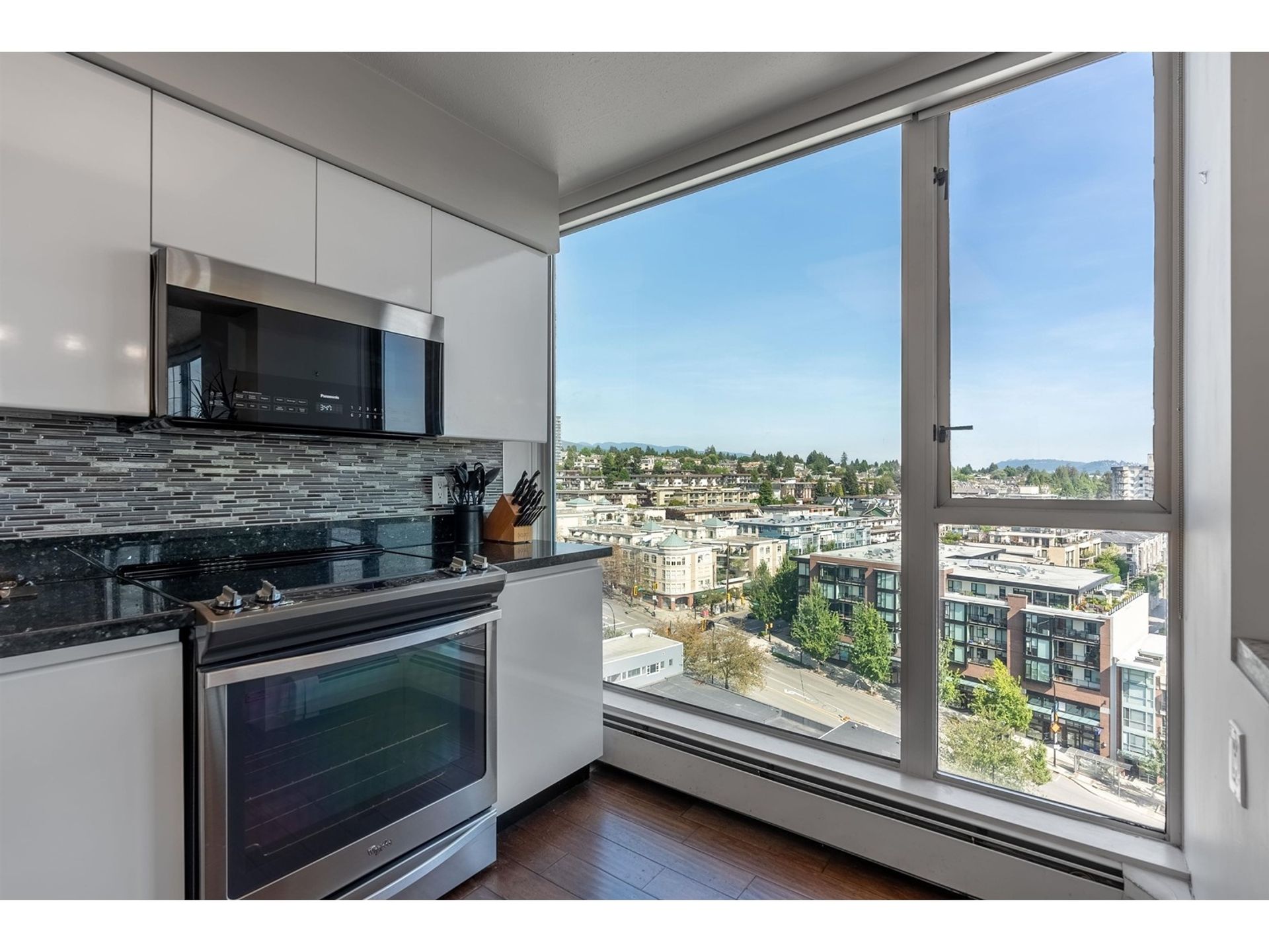 97043 at 1501 - 120 2nd Street W, North Vancouver