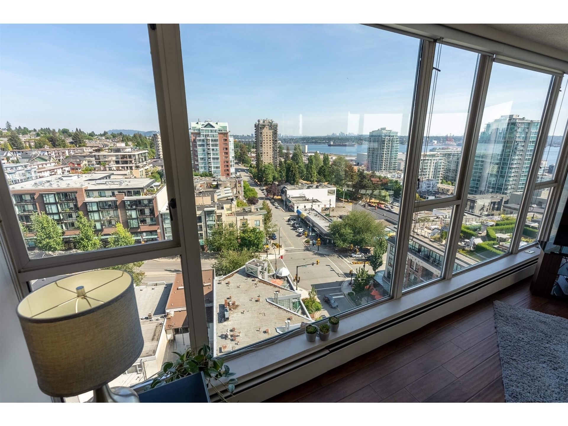 97052 at 1501 - 120 2nd Street W, North Vancouver