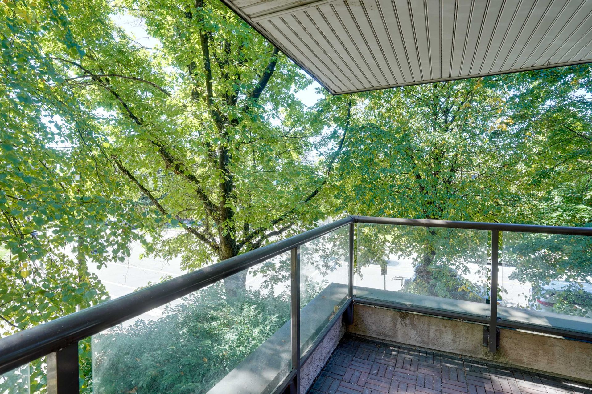 97234 at 201 - 1702 Chesterfield Avenue, North Vancouver