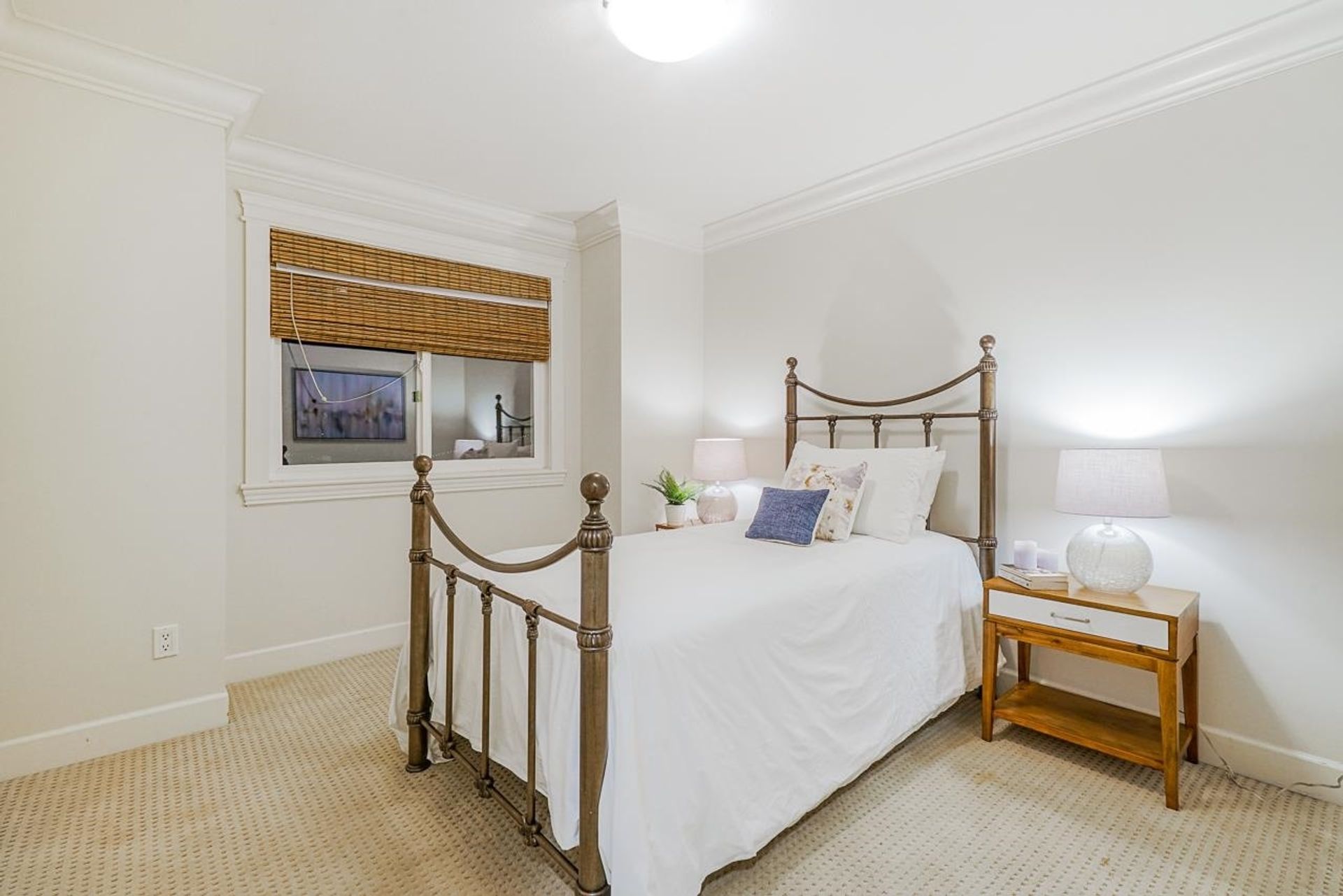 97359 at 2640 Chesterfield Avenue, North Vancouver