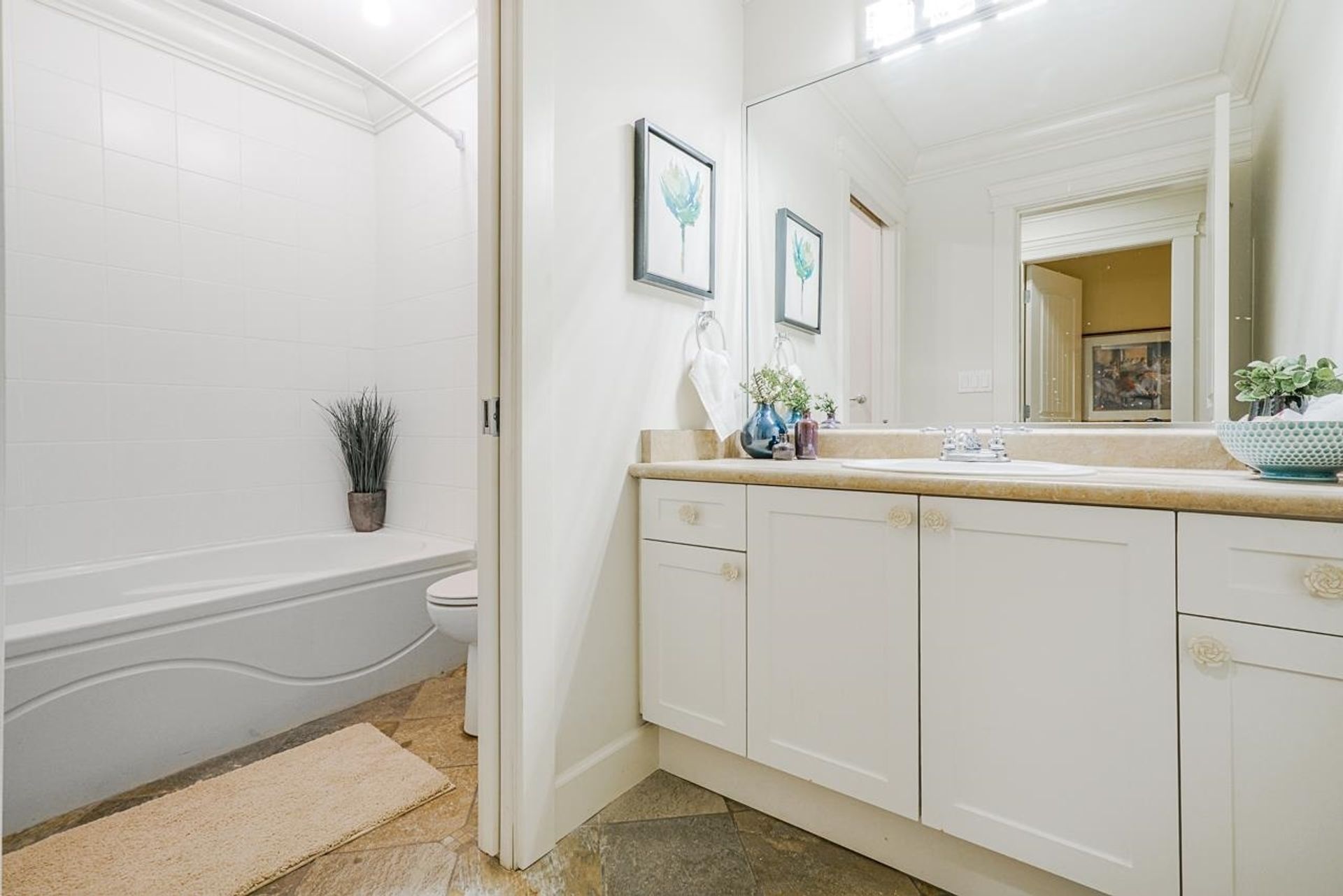 97362 at 2640 Chesterfield Avenue, North Vancouver