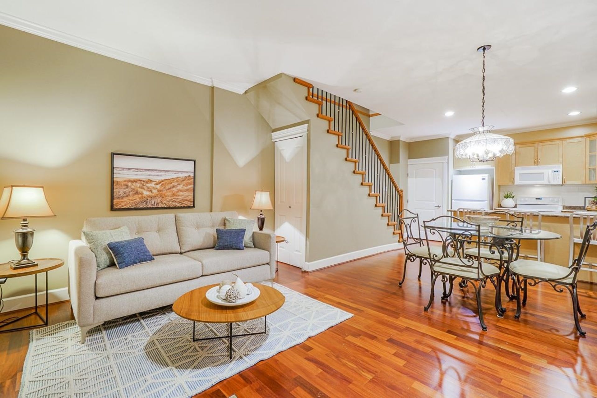 97366 at 2640 Chesterfield Avenue, North Vancouver