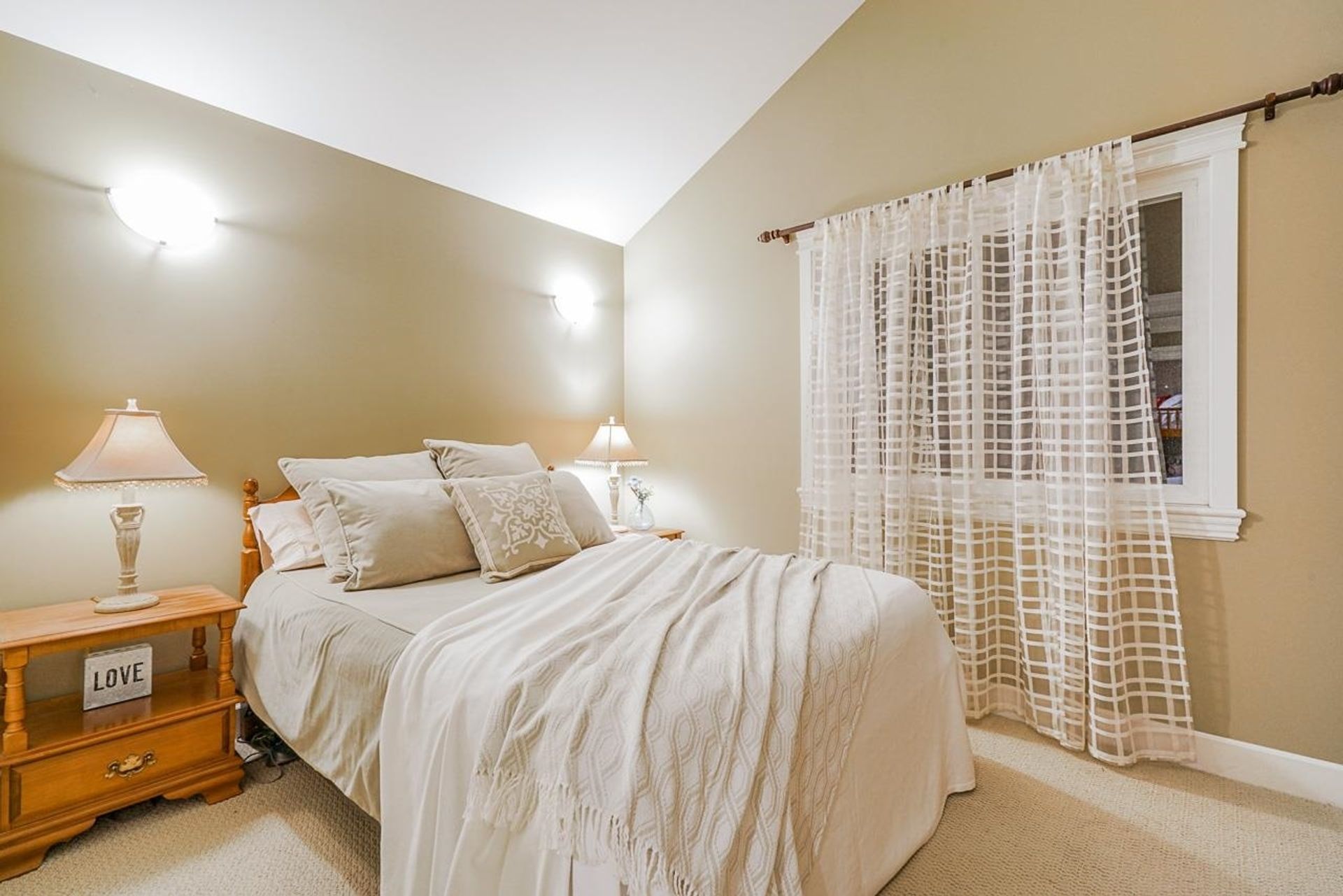 97410 at 2640 Chesterfield Avenue, North Vancouver