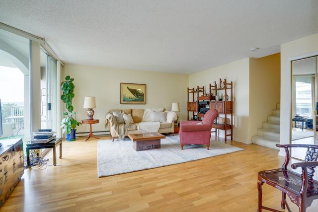 97672 at 405 - 168 Chadwick Court, North Vancouver