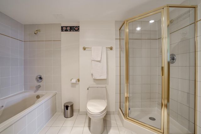 97724 at 405 - 168 Chadwick Court, North Vancouver