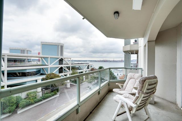 97744 at 405 - 168 Chadwick Court, North Vancouver