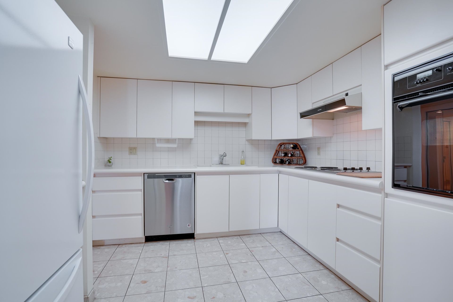 97688 at 405 - 168 Chadwick Court, North Vancouver