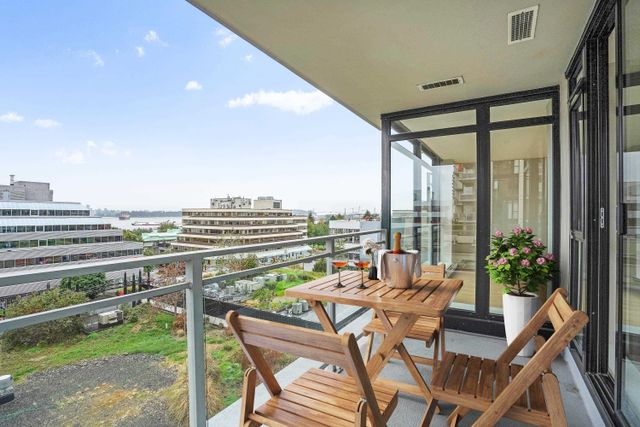 97835 at 513 - 175 1st Street W, North Vancouver