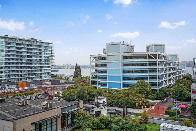 97847 at 513 - 175 1st Street W, North Vancouver