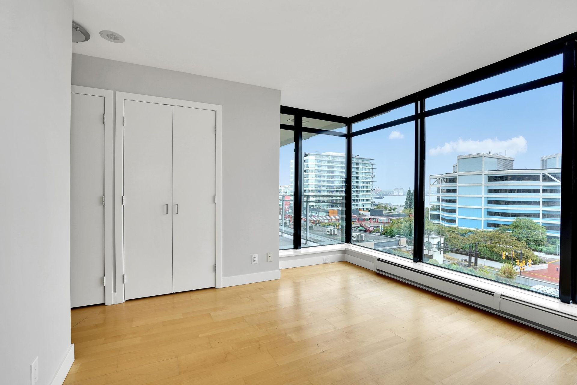 97807 at 513 - 175 1st Street W, North Vancouver