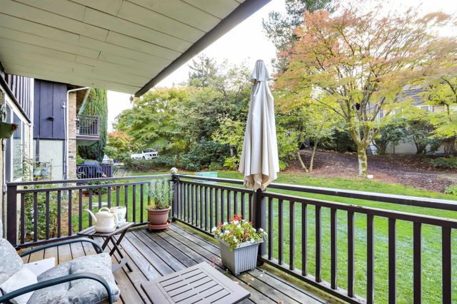 98009 at 311 - 555 28th Street W, North Vancouver