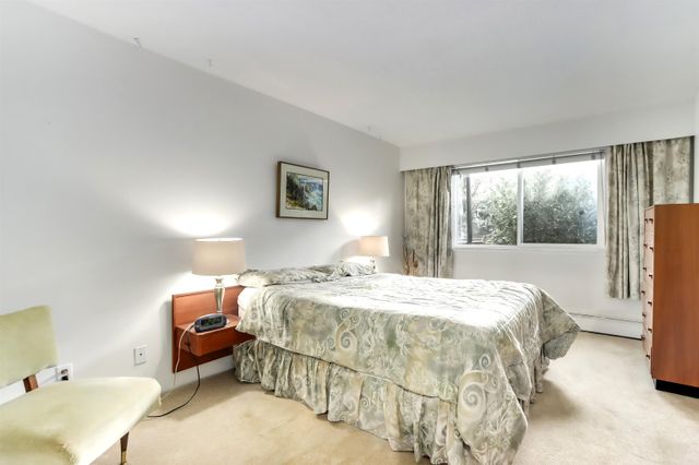 98022 at 311 - 555 28th Street W, North Vancouver
