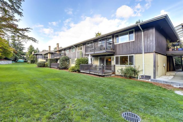 98029 at 311 - 555 28th Street W, North Vancouver