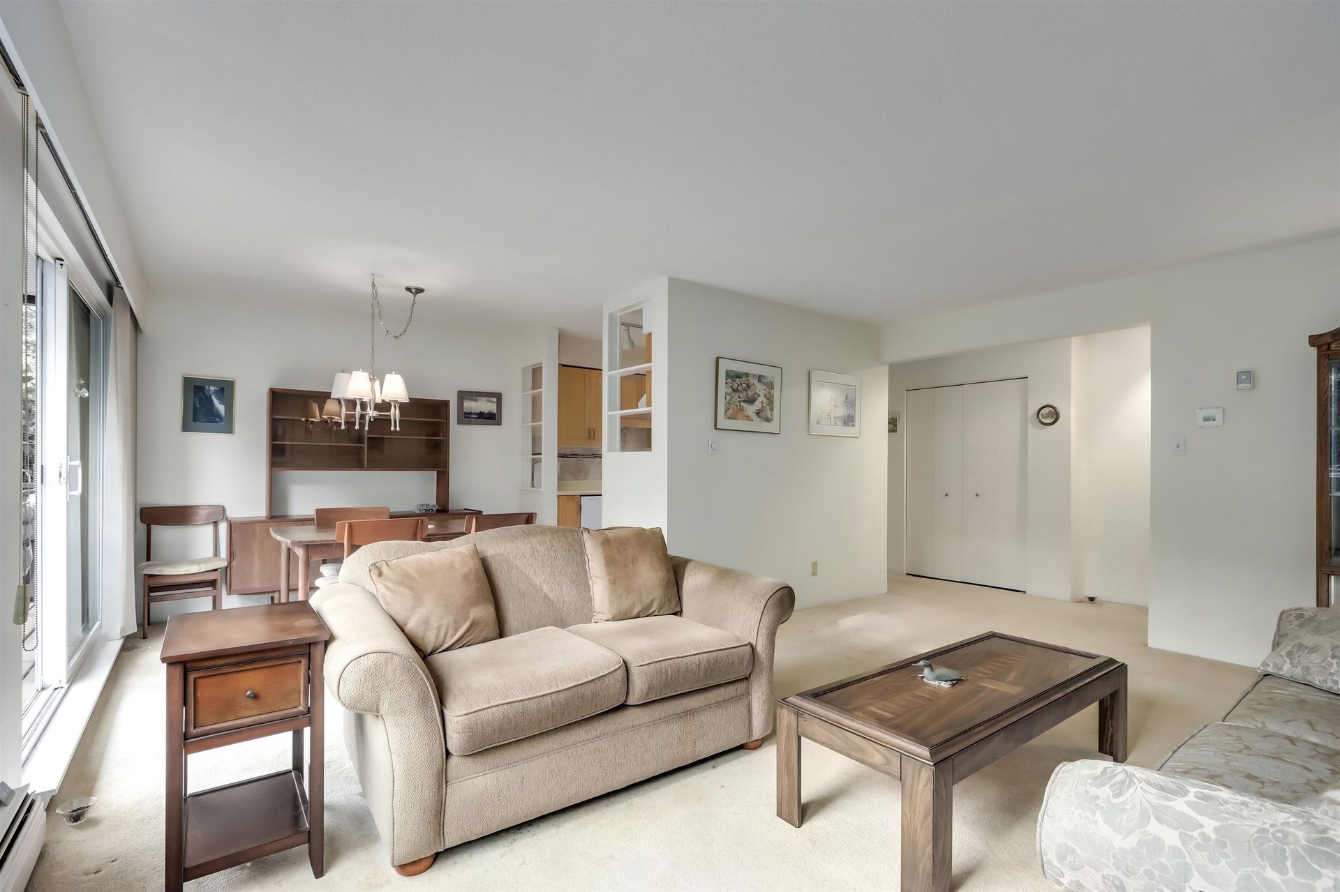 98014 at 311 - 555 28th Street W, North Vancouver