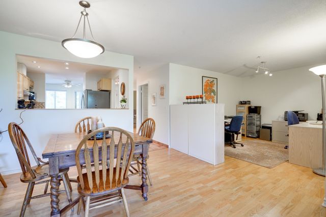 98448 at 505 - 1050 Bowron Court, North Vancouver