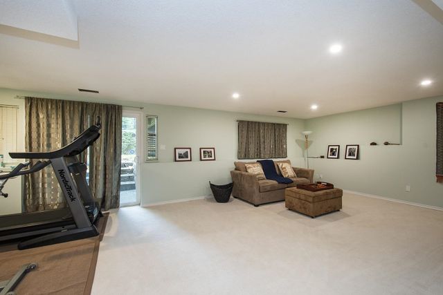 98621 at 3919 Frames Place, North Vancouver