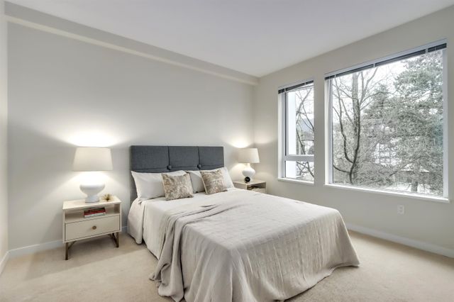 98742 at 313 - 277 1st Street W, North Vancouver