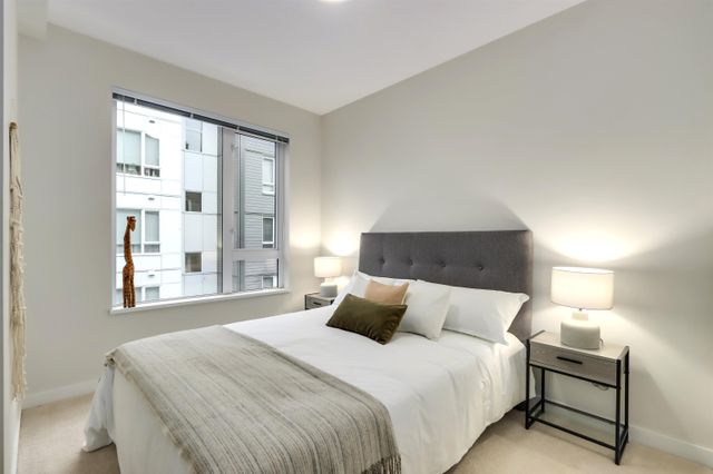 98754 at 313 - 277 1st Street W, North Vancouver