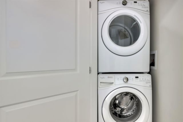 98762 at 313 - 277 1st Street W, North Vancouver