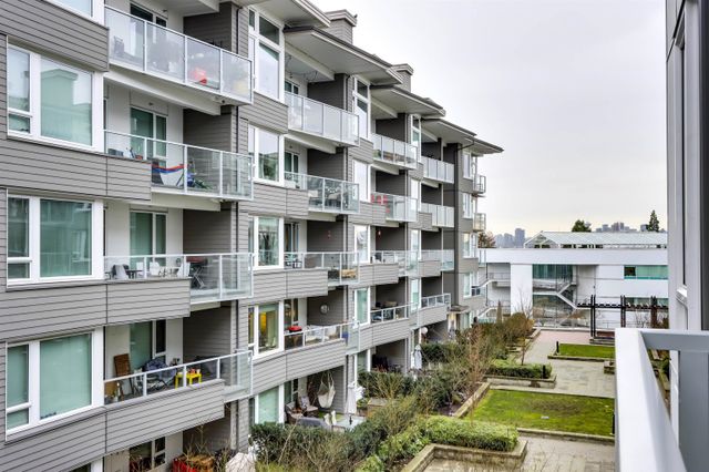 98770 at 313 - 277 1st Street W, North Vancouver