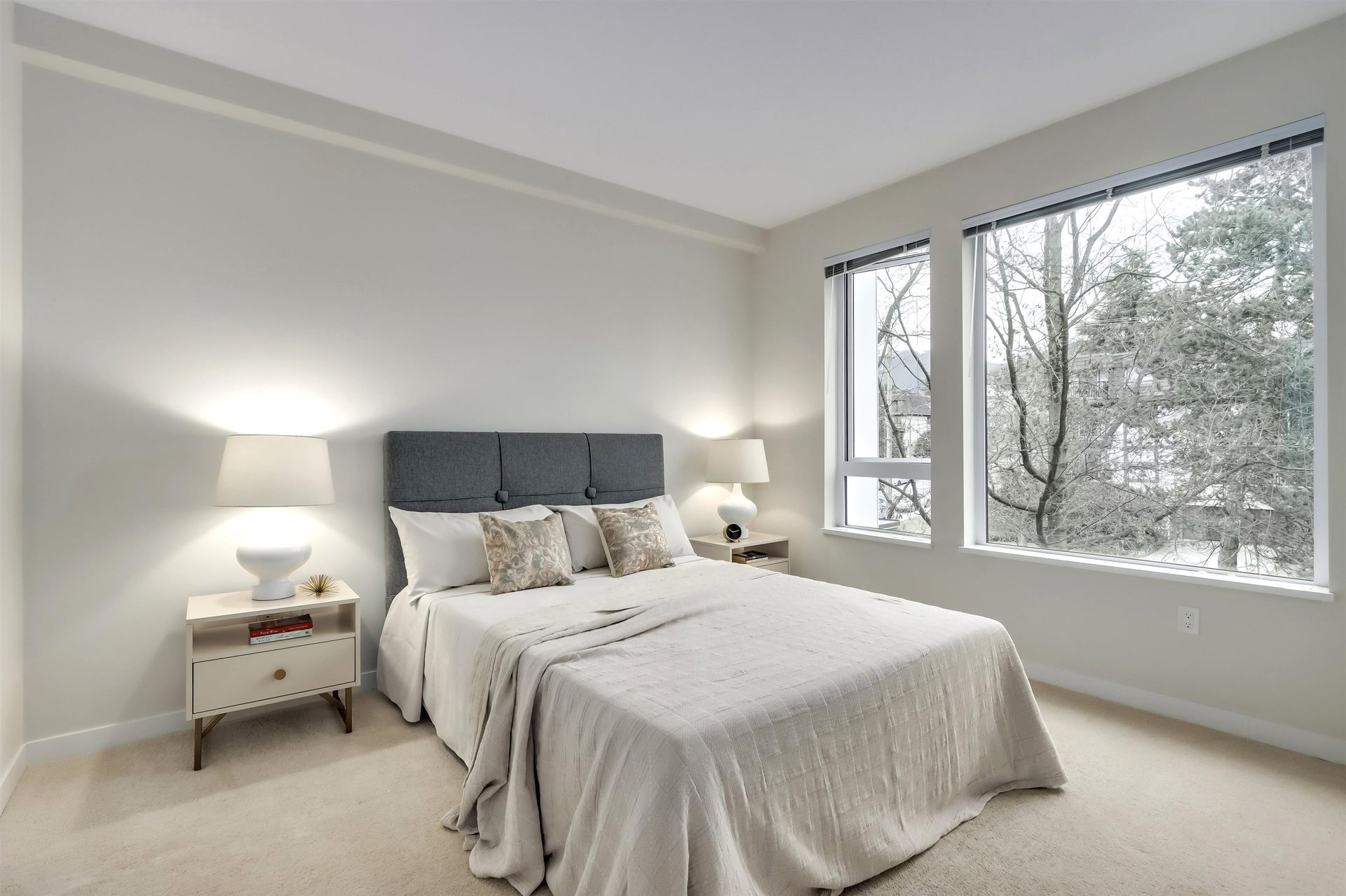 98742 at 313 - 277 1st Street W, North Vancouver