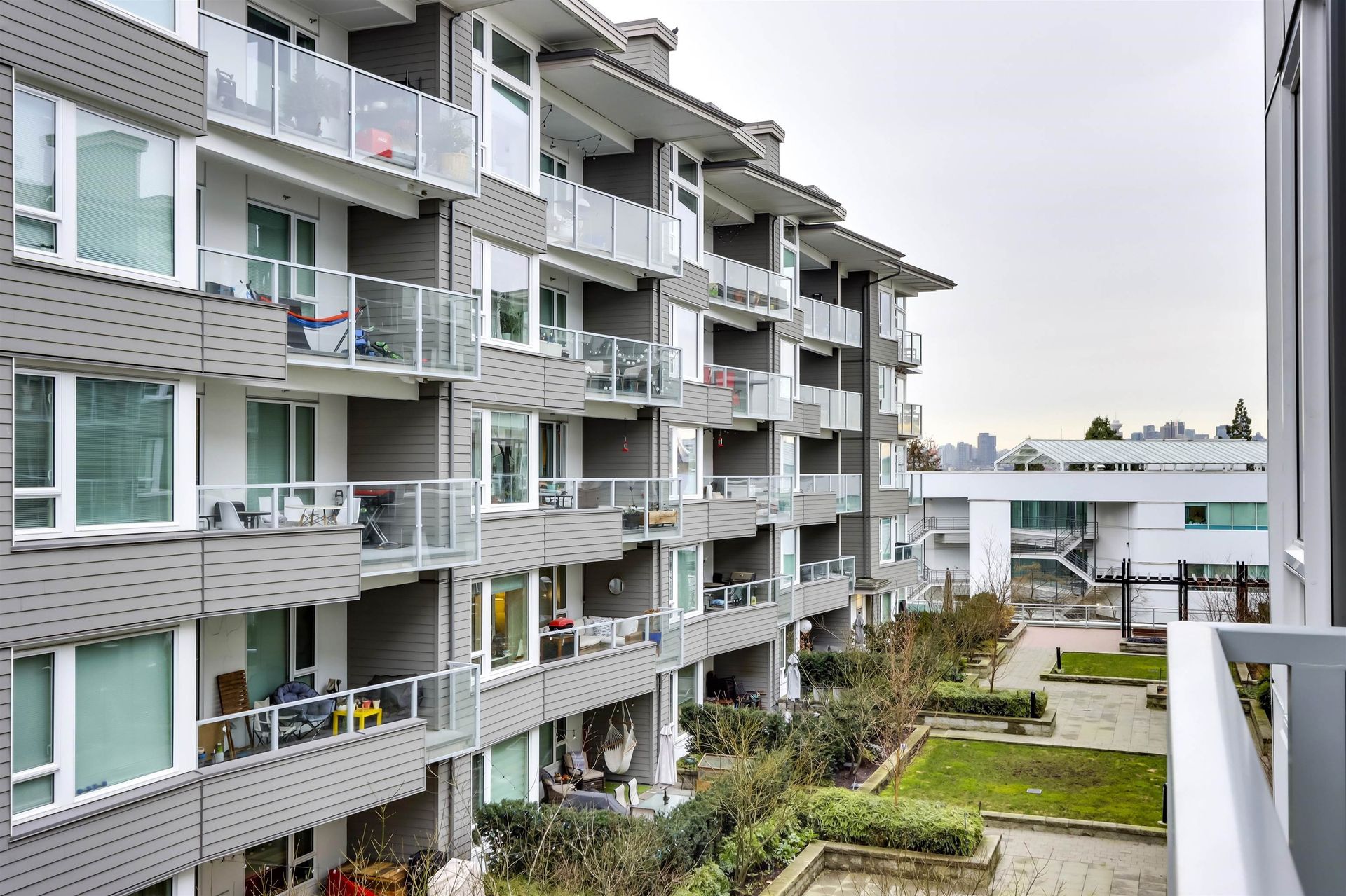 98770 at 313 - 277 1st Street W, North Vancouver