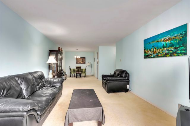 262666973-11 at 1106 - 2024 Fullerton Avenue, North Vancouver