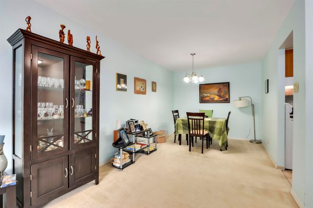 262666973-12 at 1106 - 2024 Fullerton Avenue, North Vancouver