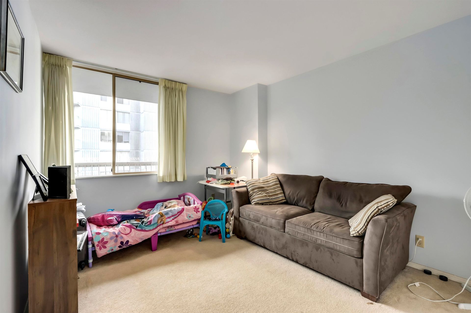 262666973-20 at 1106 - 2024 Fullerton Avenue, North Vancouver