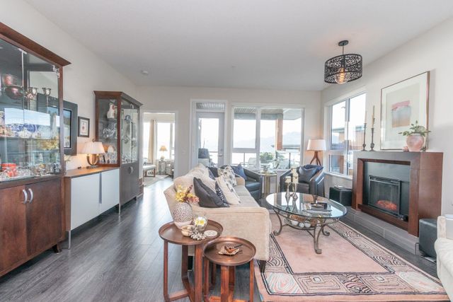 262670273-6 at 403 - 3911 Cates Landing Way, North Vancouver 262670273-6 at 403 - 3911 Cates Landing Way, North Vancouver