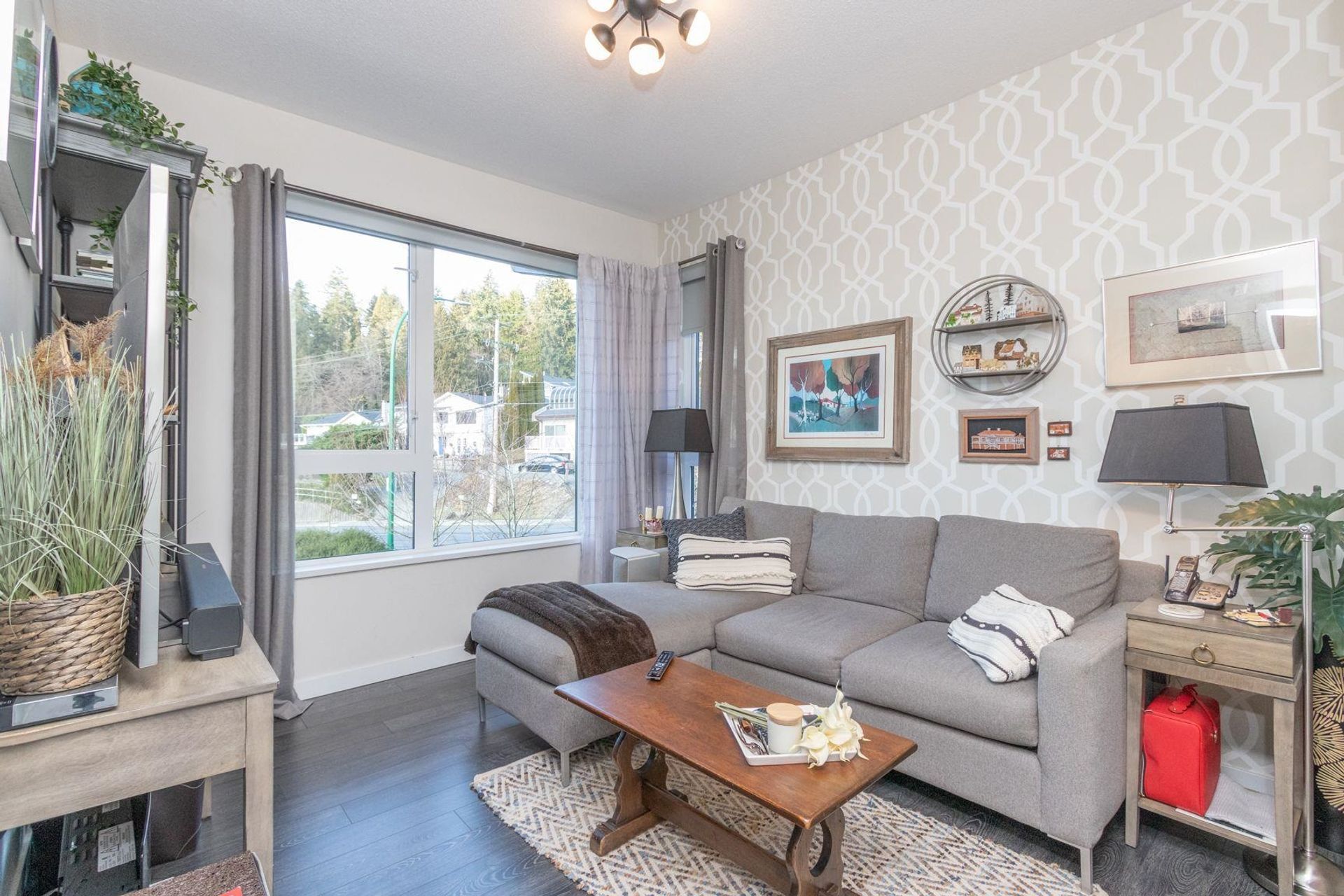 262670273-18 at 403 - 3911 Cates Landing Way, North Vancouver