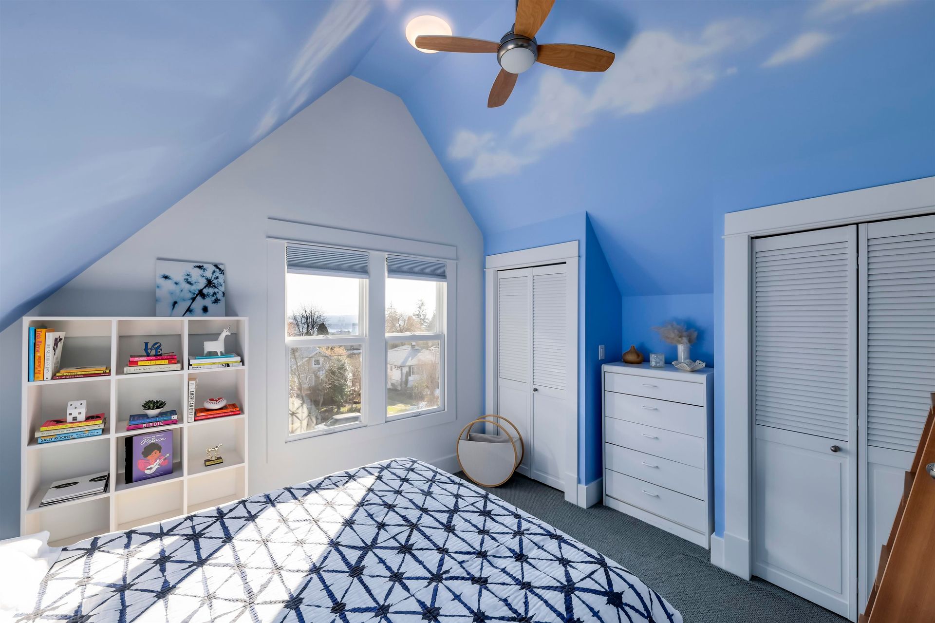 262680391-17 at 528 8th Street E, North Vancouver