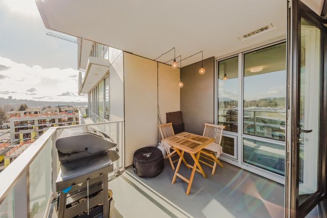 98896 at 902 - 680 Seylynn Crescent, North Vancouver