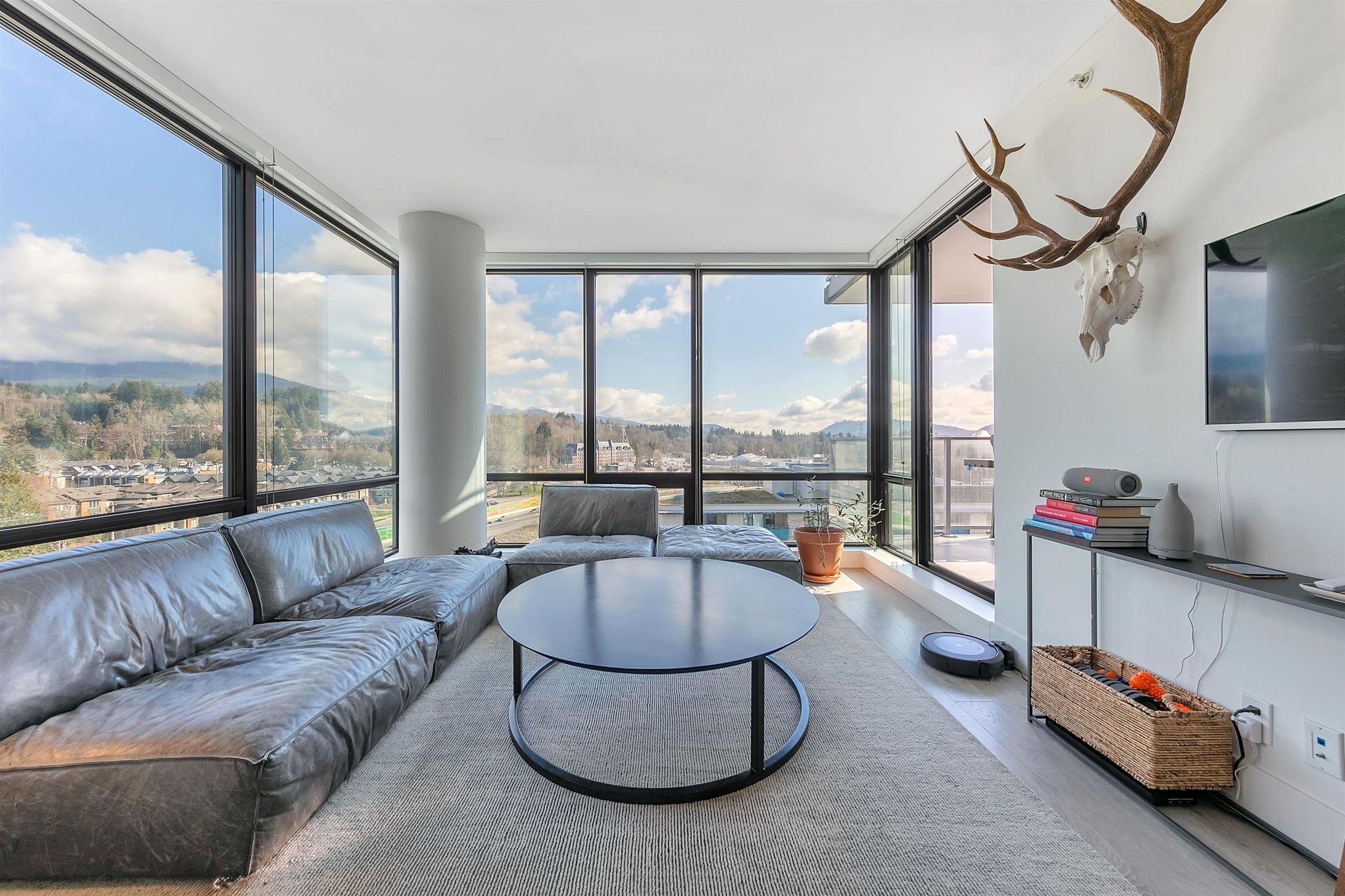 98856 at 902 - 680 Seylynn Crescent, North Vancouver