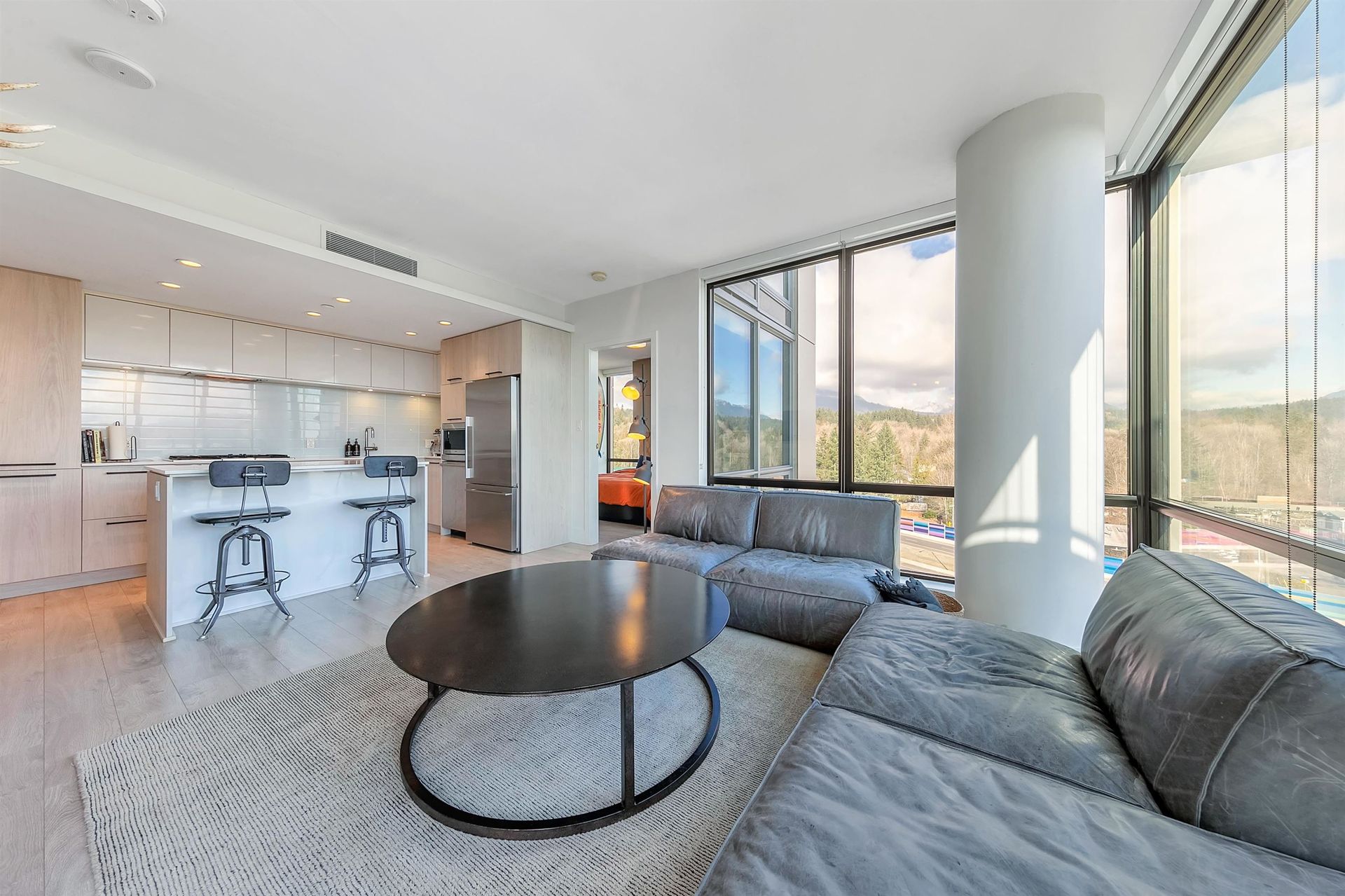 98860 at 902 - 680 Seylynn Crescent, North Vancouver