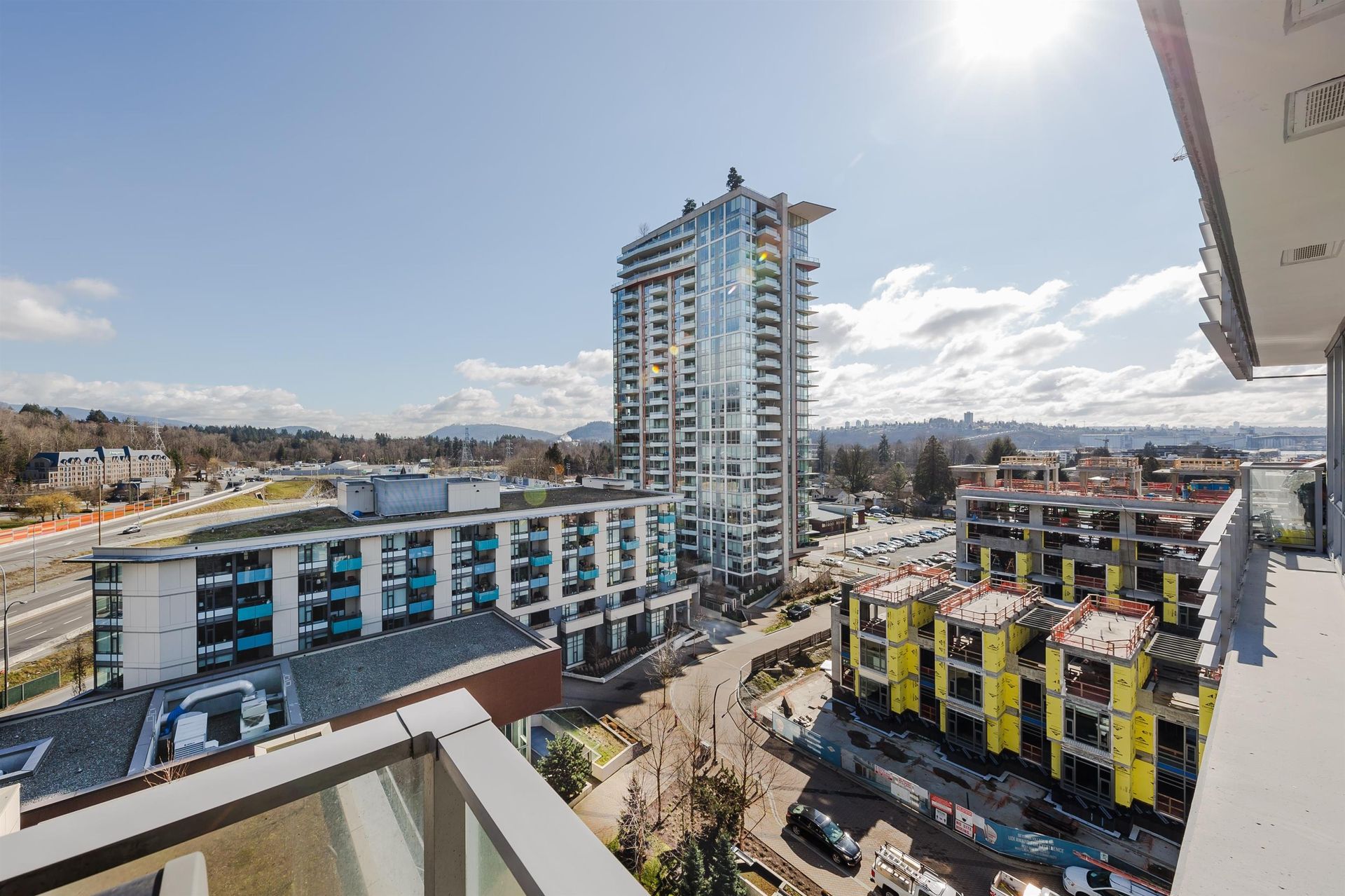 98904 at 902 - 680 Seylynn Crescent, North Vancouver