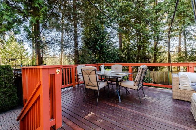 262695248-13 at 1314 Sunnyside Drive, North Vancouver