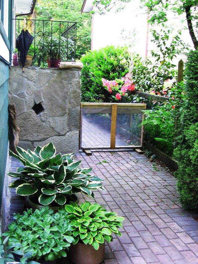 262695248-16 at 1314 Sunnyside Drive, North Vancouver