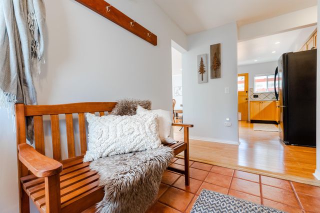 262695248-2 at 1314 Sunnyside Drive, North Vancouver