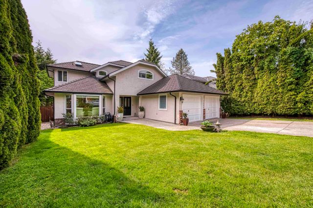 262717085-1 at 2688 Tempe Knoll Drive, North Vancouver