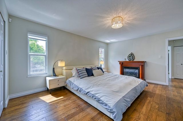 262717085-16 at 2688 Tempe Knoll Drive, North Vancouver