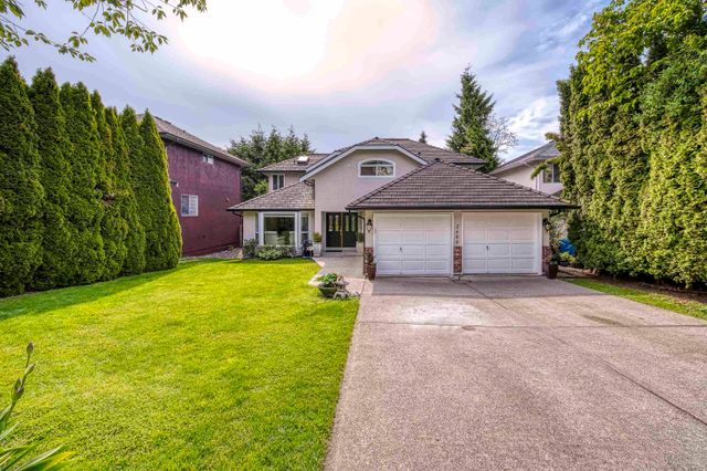 262717085 at 2688 Tempe Knoll Drive, North Vancouver
