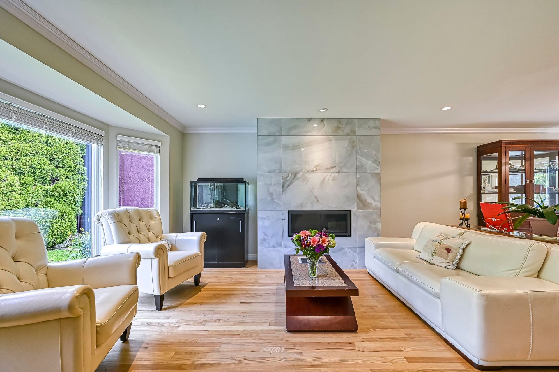 262717085-4 at 2688 Tempe Knoll Drive, North Vancouver